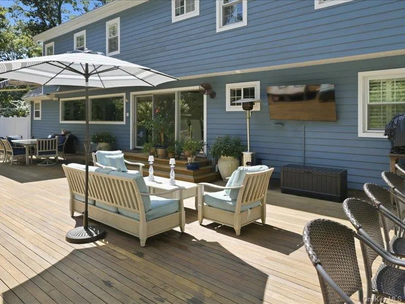 5 Deerland Drive East Quogue, NY 11942