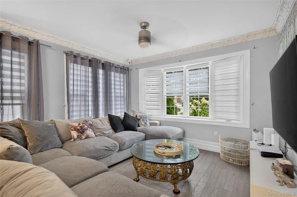 344 Houston Avenue Mineola, NY 11501