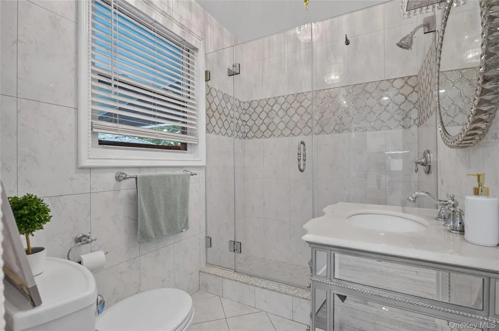 344 Houston Avenue Mineola, NY 11501