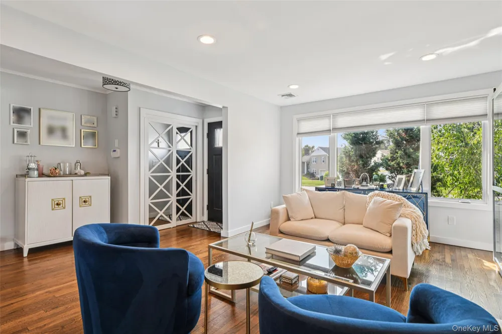176 Willis Court Wantagh, NY 11793