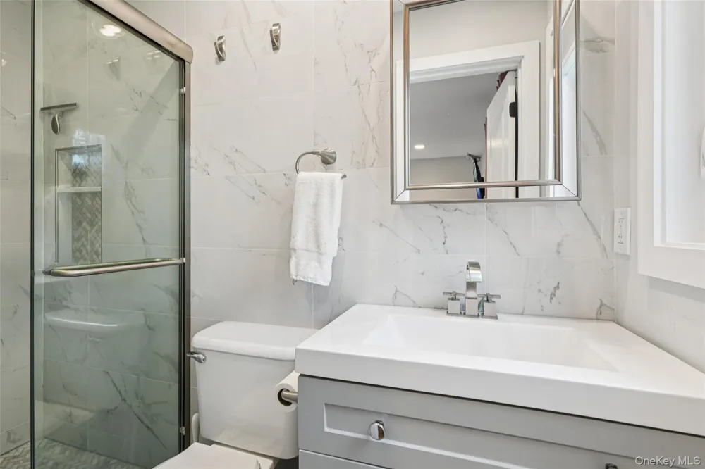 176 Willis Court Wantagh, NY 11793