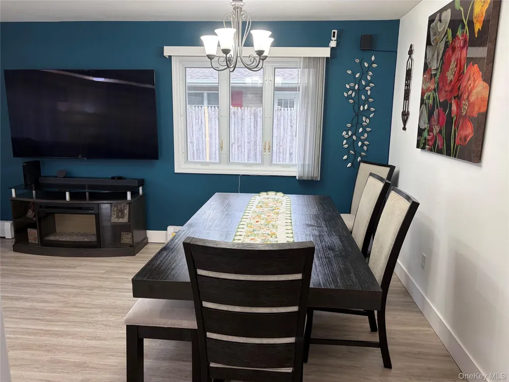 31 Brushwood Drive Shirley, NY 11967