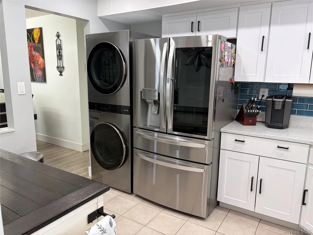 31 Brushwood Drive Shirley, NY 11967