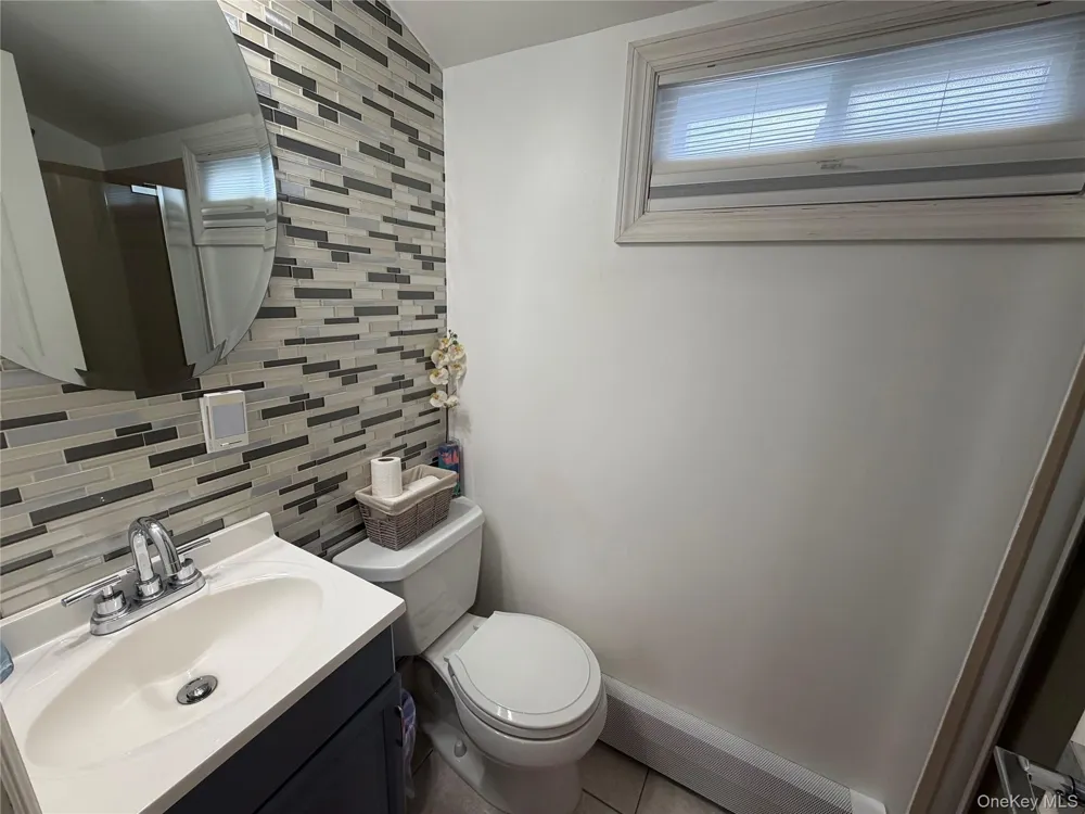 31 Brushwood Drive Shirley, NY 11967