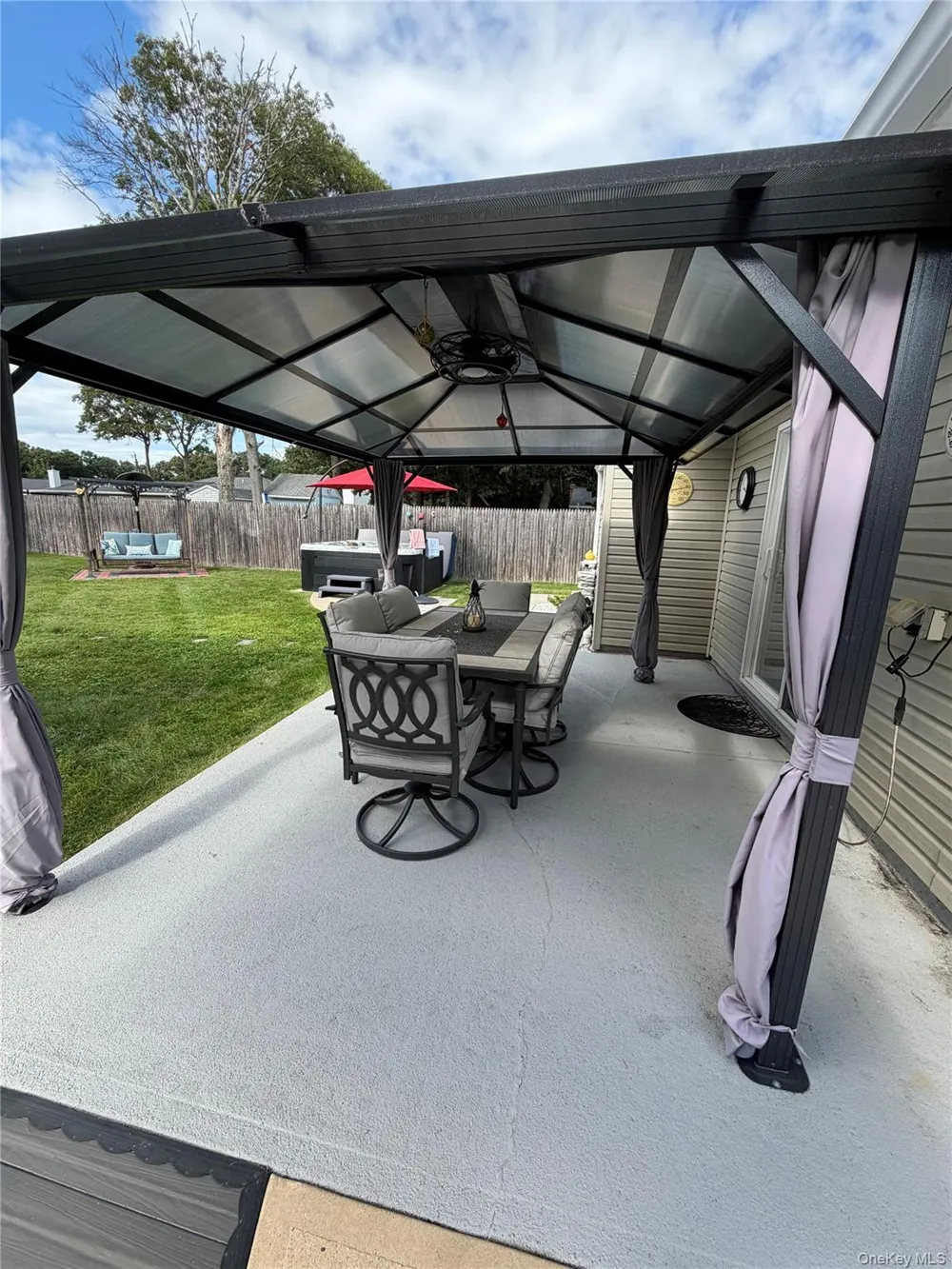 31 Brushwood Drive Shirley, NY 11967