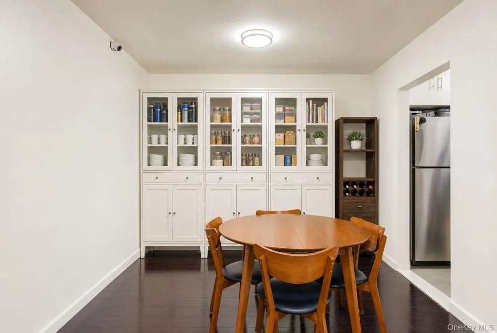 67-28 152nd Street #275A Flushing, NY 11367