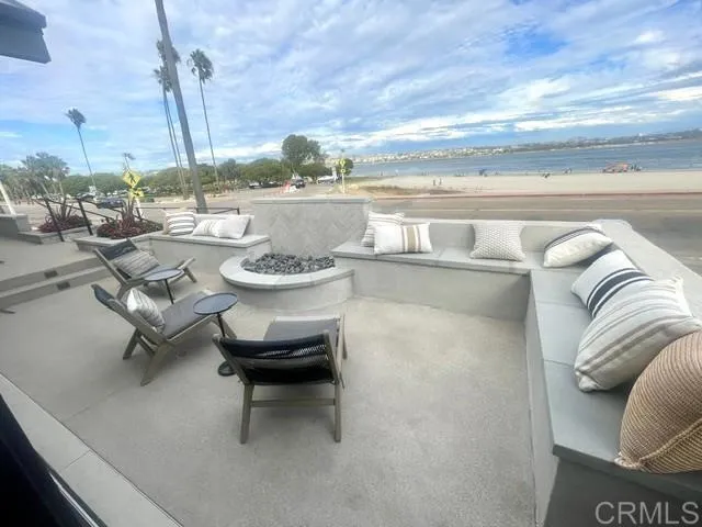 3444 Crown Point Drive #3444/3442 San Diego, CA 92109