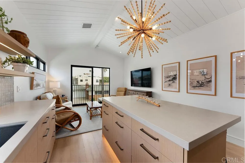 3444 Crown Point Drive #3444/3442 San Diego, CA 92109