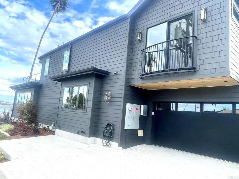3444 Crown Point Drive #3444/3442 San Diego, CA 92109