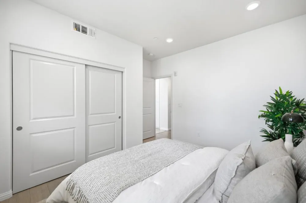 1949 Mahuron Circle San Jose, CA 95133