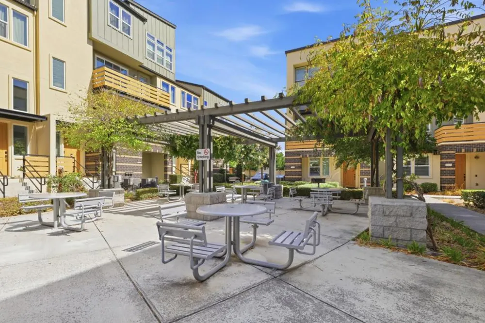 1949 Mahuron Circle San Jose, CA 95133