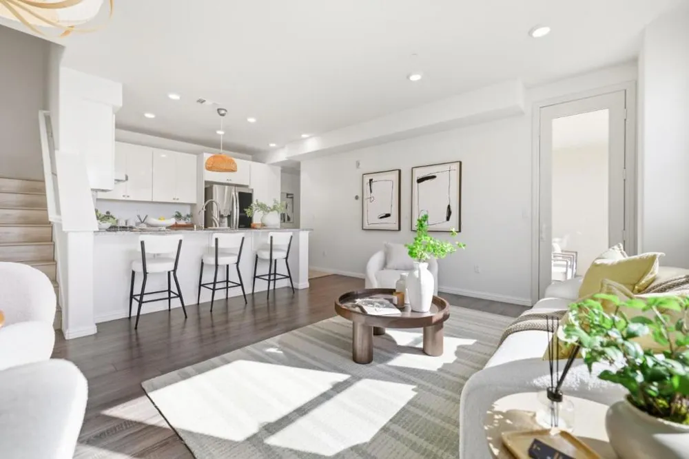 1949 Mahuron Circle San Jose, CA 95133