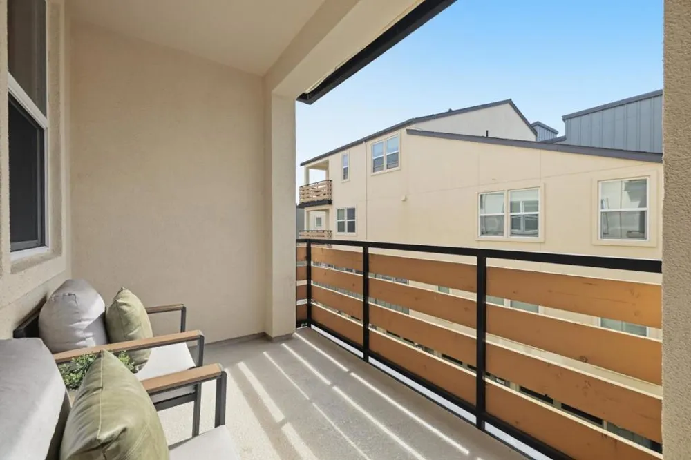 1949 Mahuron Circle San Jose, CA 95133