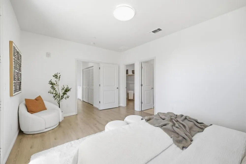 1949 Mahuron Circle San Jose, CA 95133