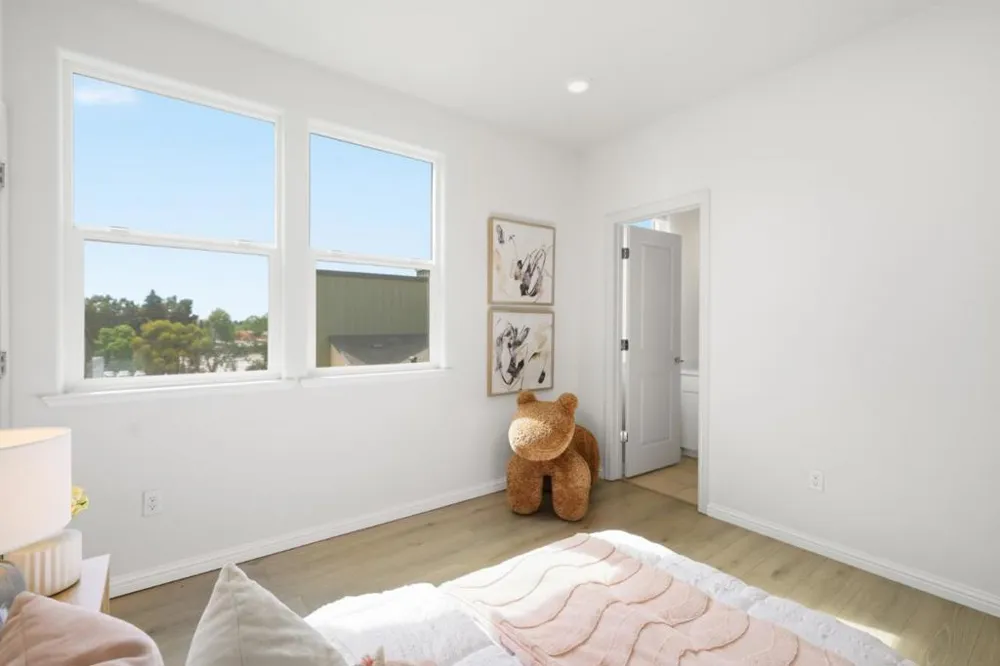 1949 Mahuron Circle San Jose, CA 95133