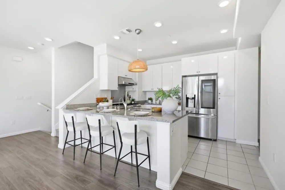 1949 Mahuron Circle San Jose, CA 95133