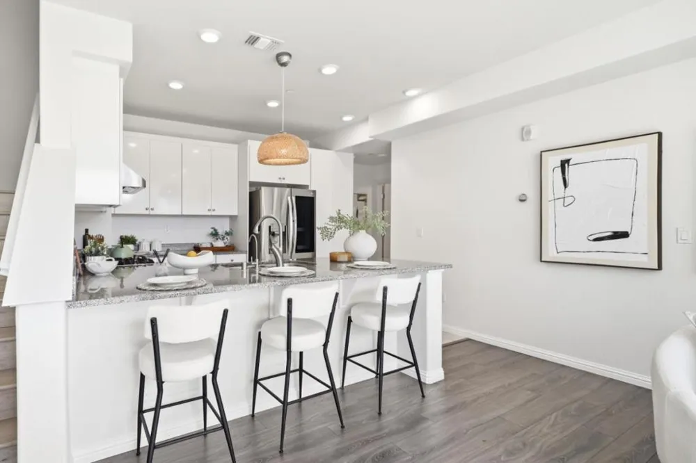1949 Mahuron Circle San Jose, CA 95133