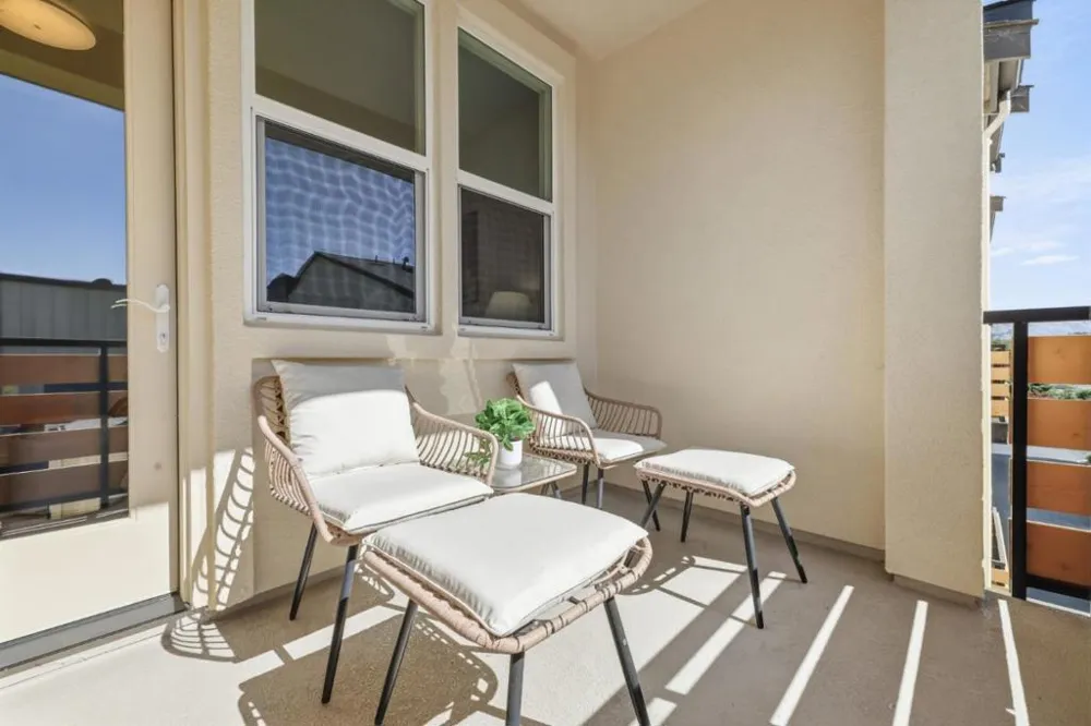 1949 Mahuron Circle San Jose, CA 95133