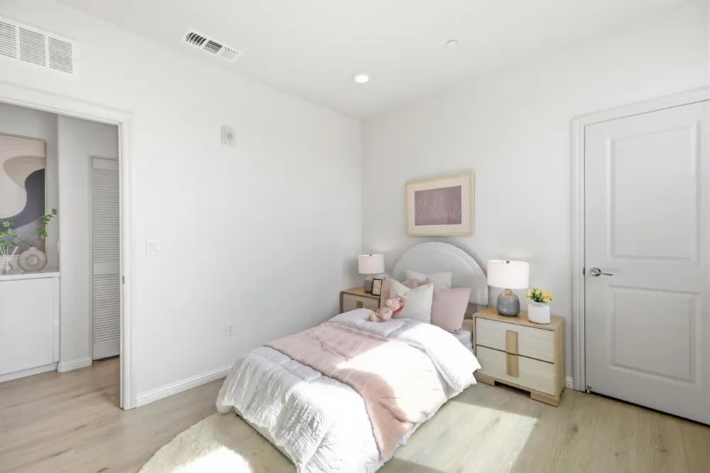 1949 Mahuron Circle San Jose, CA 95133