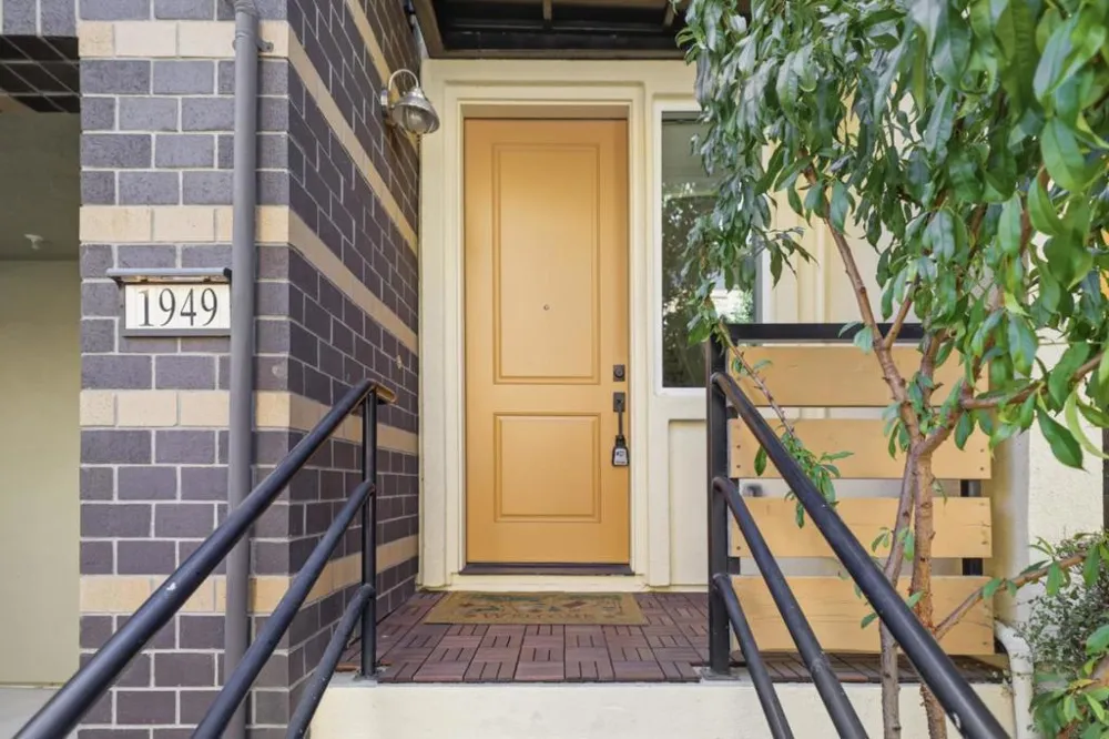 1949 Mahuron Circle San Jose, CA 95133