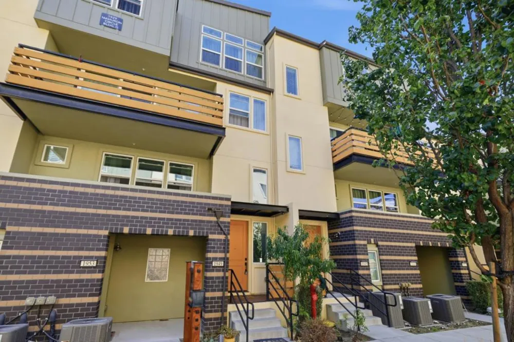 1949 Mahuron Circle San Jose, CA 95133
