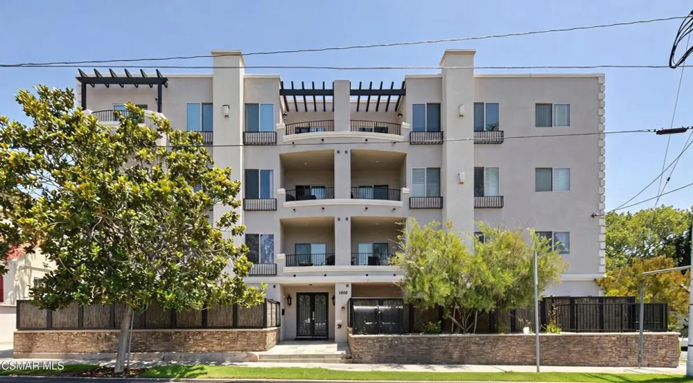 1410 Curson Avenue #202 West Hollywood, CA 90046