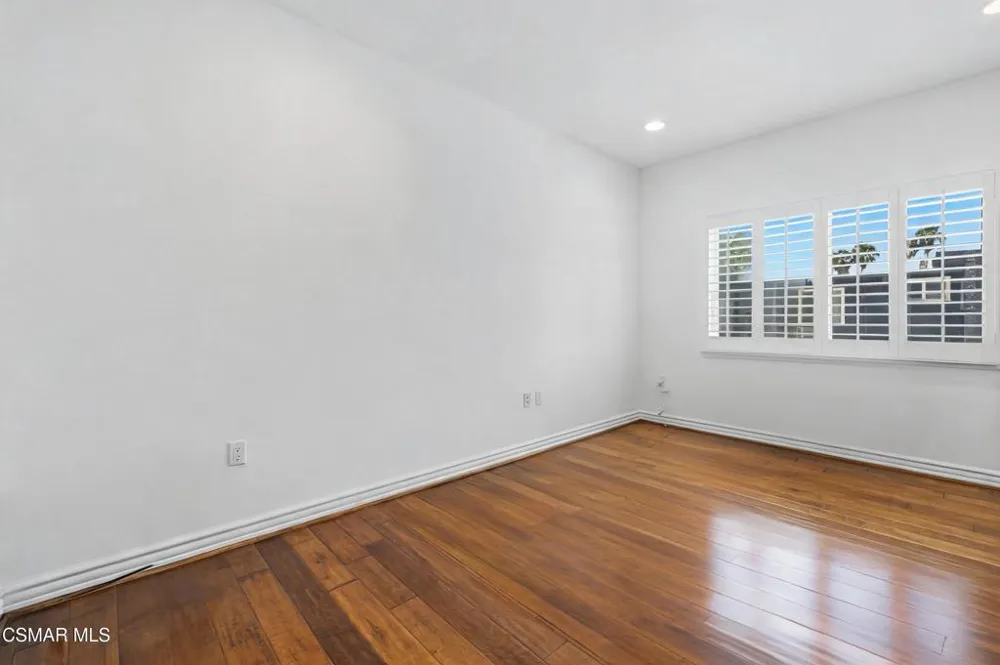 1410 Curson Avenue #202 West Hollywood, CA 90046