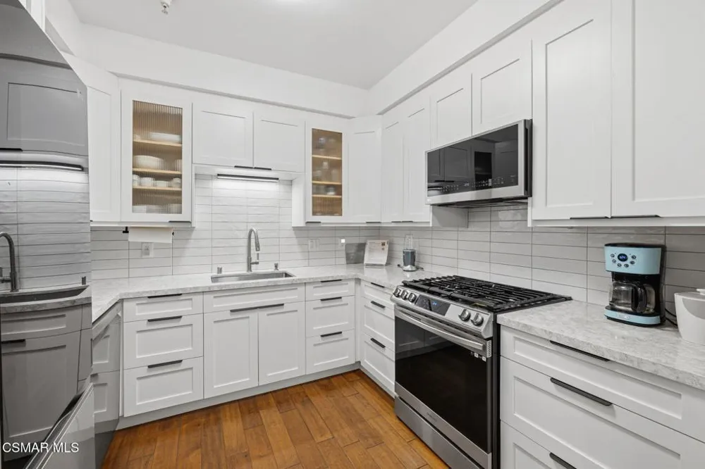 1410 Curson Avenue #202 West Hollywood, CA 90046