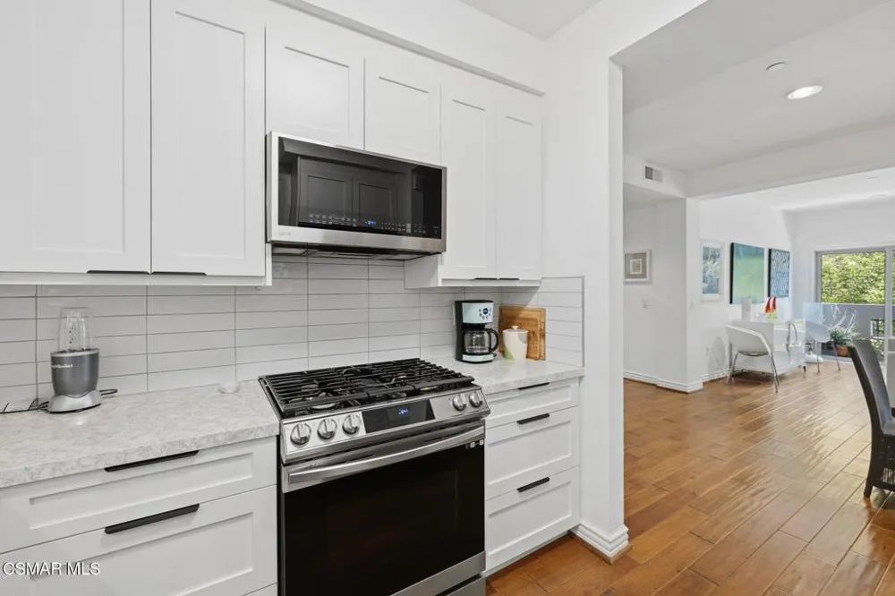1410 Curson Avenue #202 West Hollywood, CA 90046
