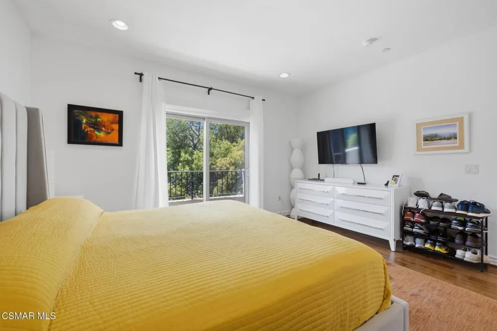 1410 Curson Avenue #202 West Hollywood, CA 90046
