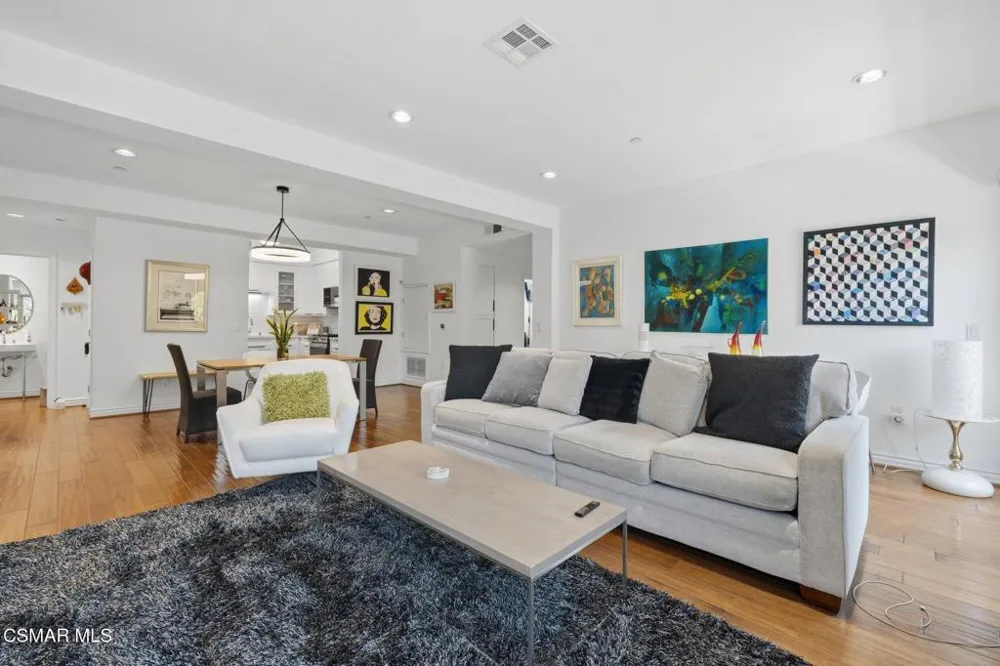 1410 Curson Avenue #202 West Hollywood, CA 90046