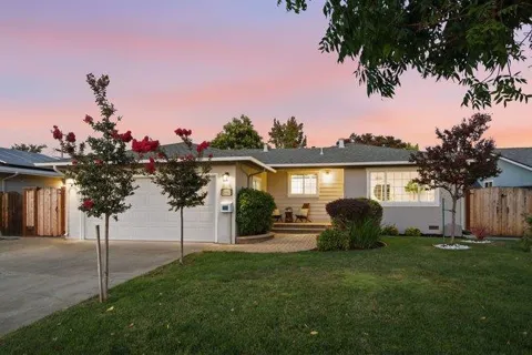 5148 Noella Way