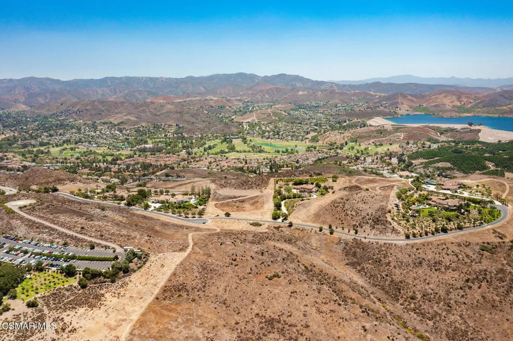70 Presidential Drive Simi Valley, CA 93065