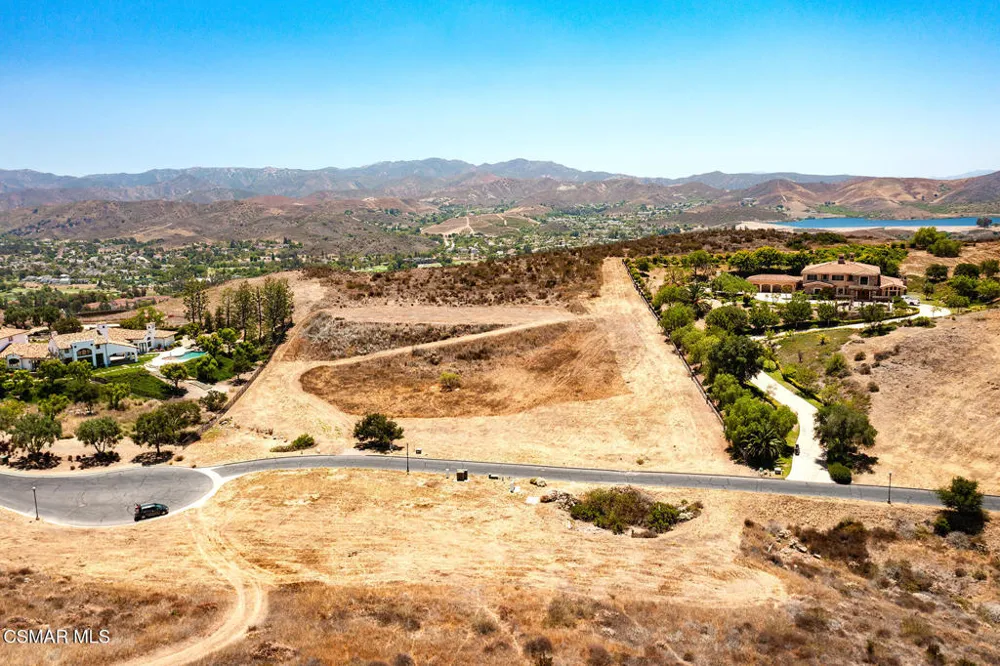 70 Presidential Drive Simi Valley, CA 93065
