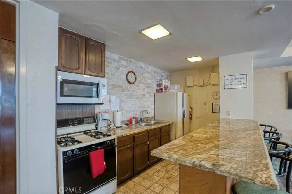 12300 Montecito Road #24 Seal Beach, CA 90740