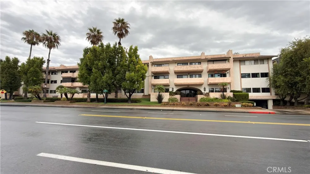 12300 Montecito Road #24 Seal Beach, CA 90740