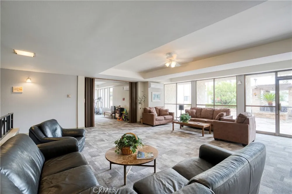 12300 Montecito Road #24 Seal Beach, CA 90740