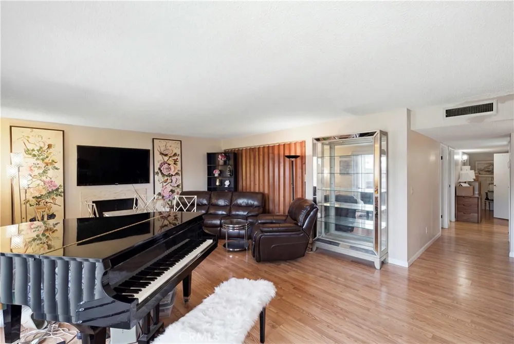 12300 Montecito Road #24 Seal Beach, CA 90740