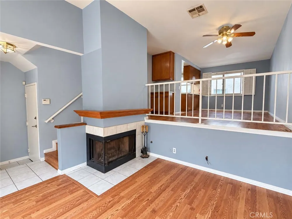 27650 Ironstone Drive #3 Canyon Country, CA 91387