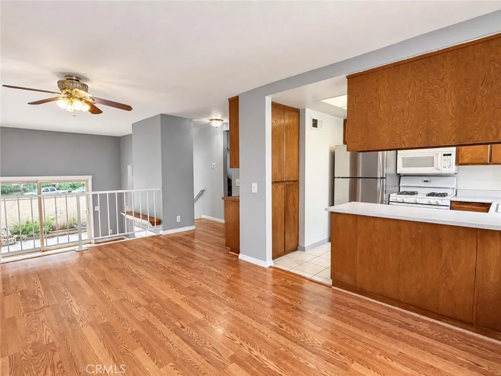 27650 Ironstone Drive #3 Canyon Country, CA 91387
