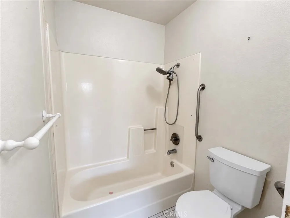 27650 Ironstone Drive #3 Canyon Country, CA 91387