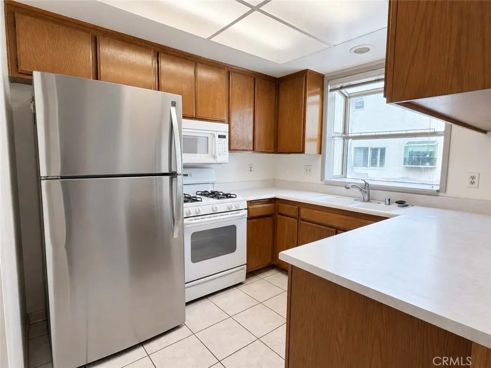27650 Ironstone Drive #3 Canyon Country, CA 91387