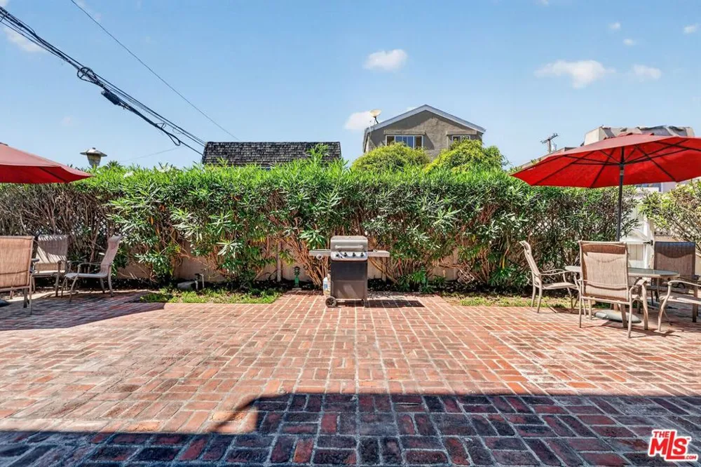 10 19th Avenue #4 Venice, CA 90291