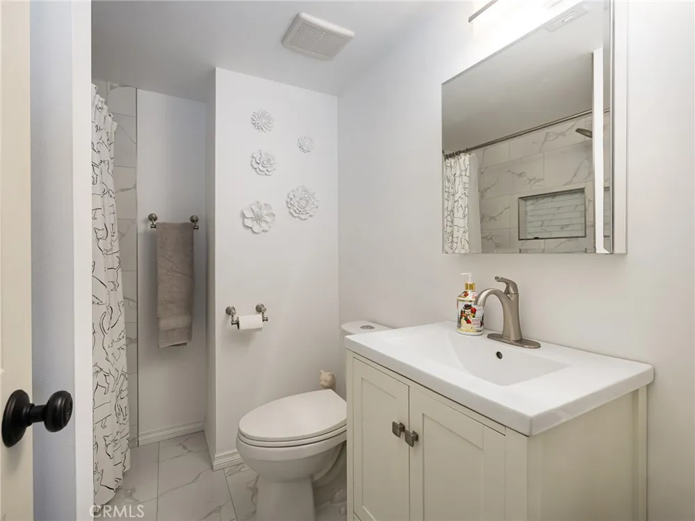 212 E Imperial Avenue #E El Segundo, CA 90245