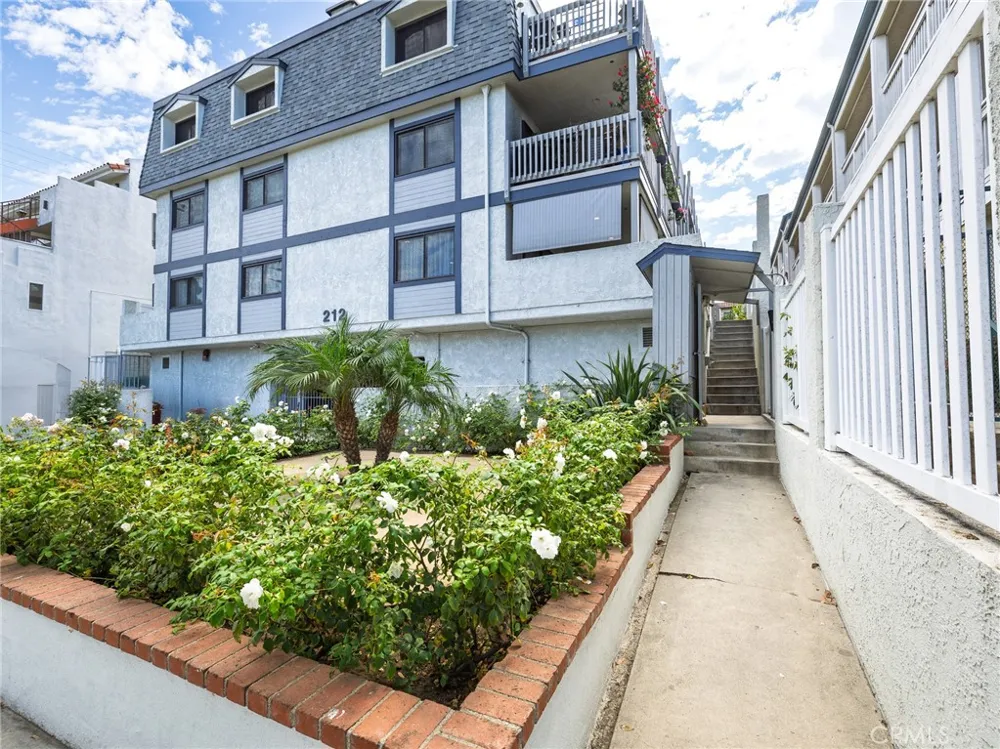 212 E Imperial Avenue #E El Segundo, CA 90245