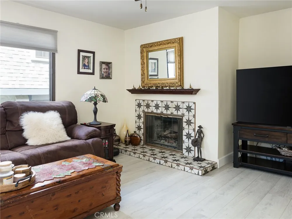 212 E Imperial Avenue #E El Segundo, CA 90245