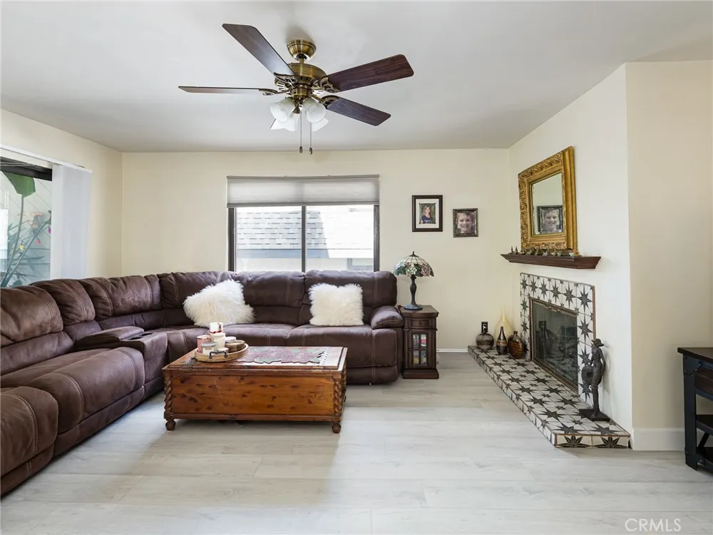 212 E Imperial Avenue #E El Segundo, CA 90245
