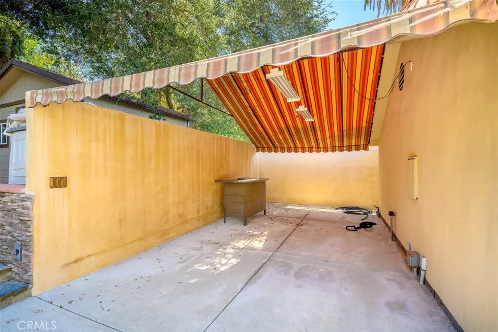 8426 Day Street Sunland, CA 91040