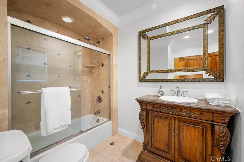 8426 Day Street Sunland, CA 91040