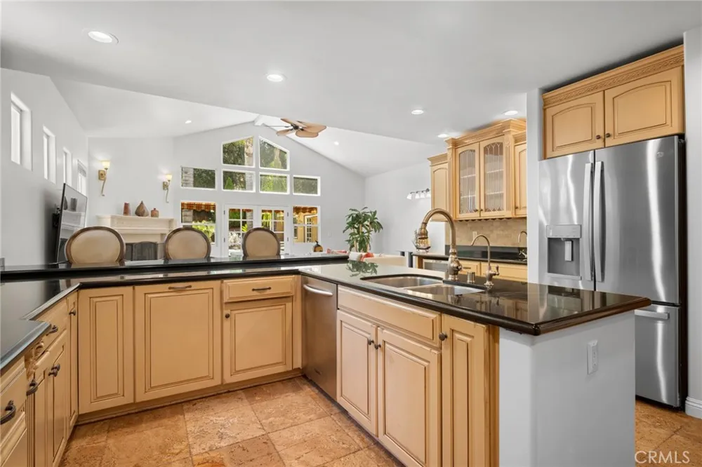 8426 Day Street Sunland, CA 91040